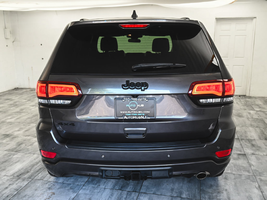 Used 2021 Jeep Grand Cherokee Laredo X AWD/4WD image 5
