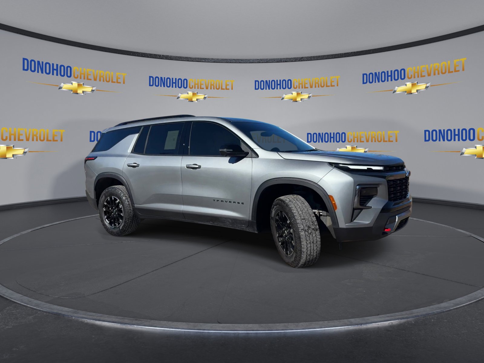 Used 2024 Chevrolet Traverse Z71 image 5