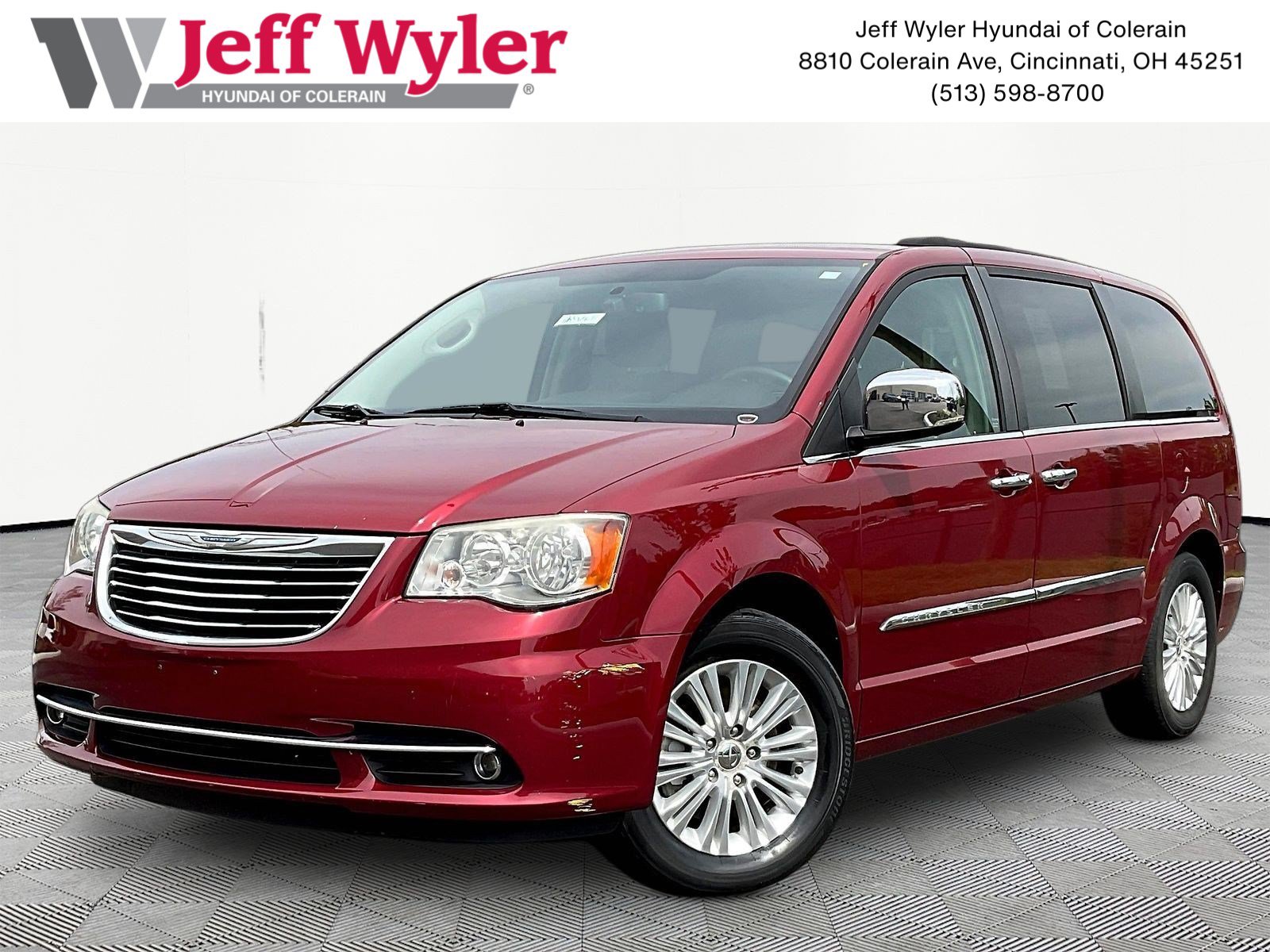 Used 2013 Chrysler Town & Country Touring-L w/ Premium Group