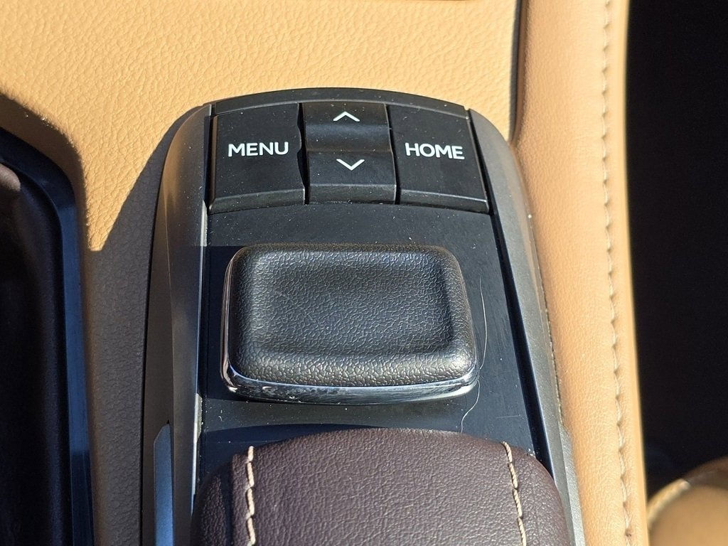 Used 2016 Lexus ES 350 w/ Ultra Luxury Package image 14