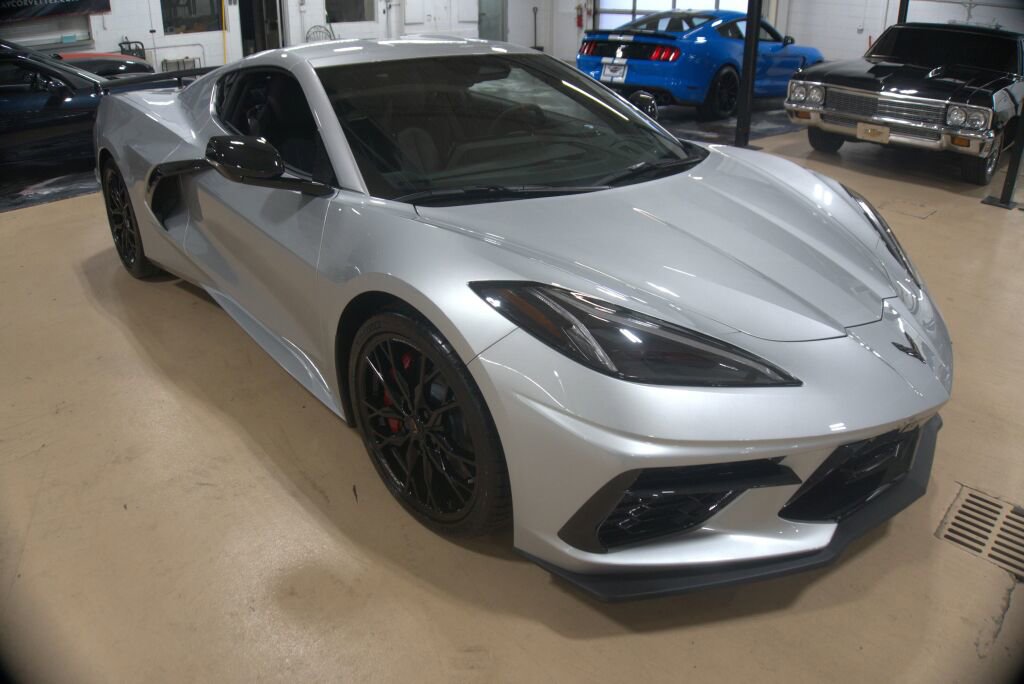 Used 2026 Chevrolet Corvette Stingray Preferred Cpe w/ Z51 Performance Package image 7