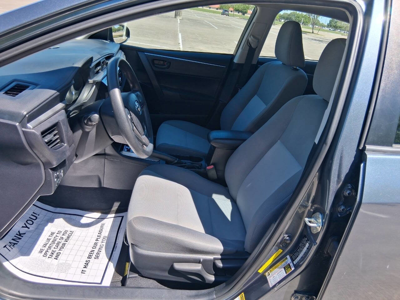 Used 2015 Toyota Corolla L image 10