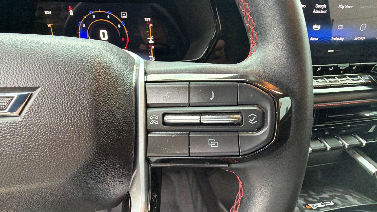 Used 2023 Chevrolet Colorado Z71 w/ Z71 Convenience Package 2 AWD/4WD image 27