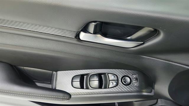 Certified 2024 Nissan Altima 2.5 SV w/ SV Premium Package FWD image 21