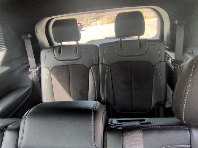 Used 2025 Jeep Grand Cherokee L Laredo image 36