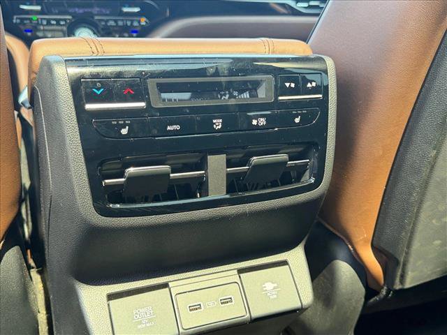 Used 2022 Acura MDX w/ Advance Package AWD/4WD image 19