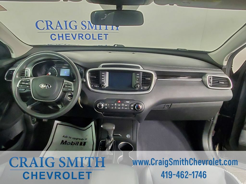 Used 2019 Kia Sorento FWD image 16
