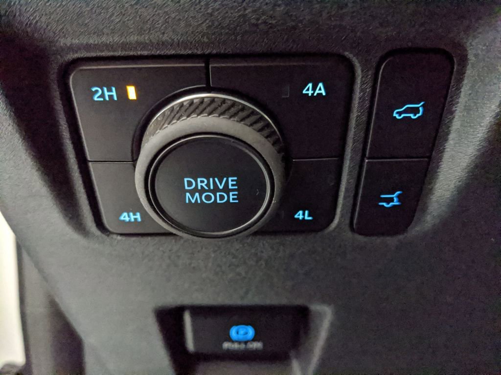 New 2025 Ford Expedition Active image 19