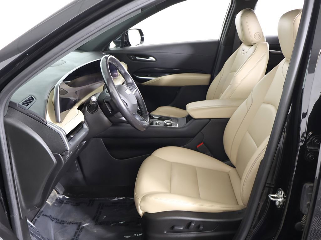 Used 2024 Cadillac XT4 Luxury image 31