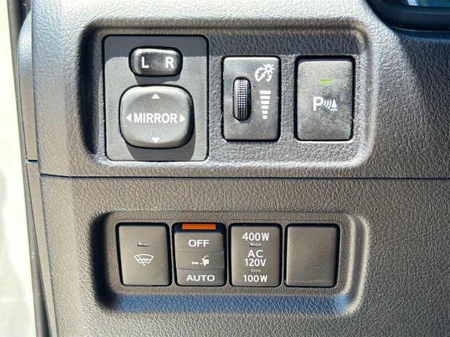 Used 2018 Toyota 4Runner Limited RWD image 32