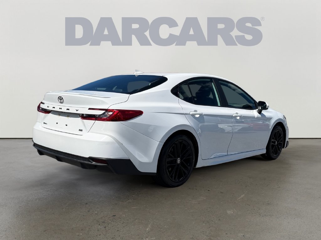 Used 2025 Toyota Camry SE FWD image 6