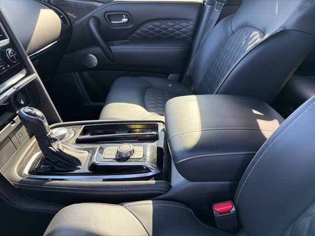 Used 2024 INFINITI QX80 Sensory w/ All-Season Package image 11