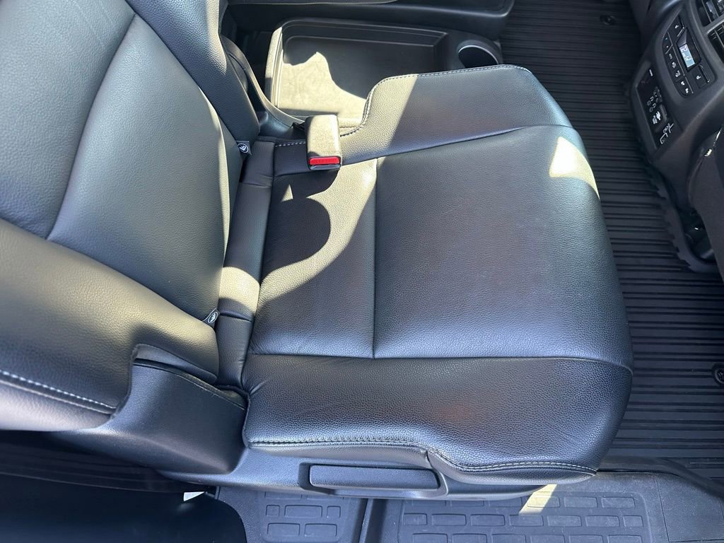 Used 2021 Honda Pilot Touring image 20