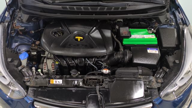 Used 2014 Hyundai Elantra Sport FWD image 31