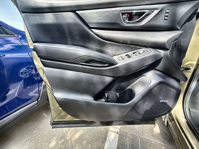 Used 2026 Subaru Ascent Limited AWD/4WD image 13