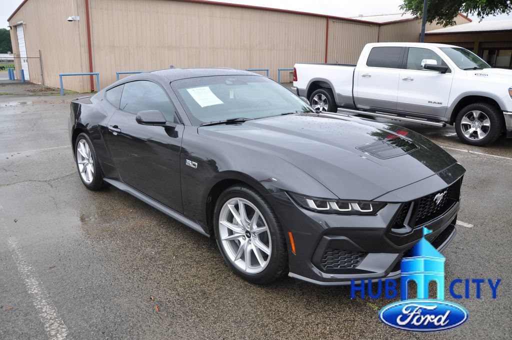Used 2024 Ford Mustang GT Premium RWD image 7