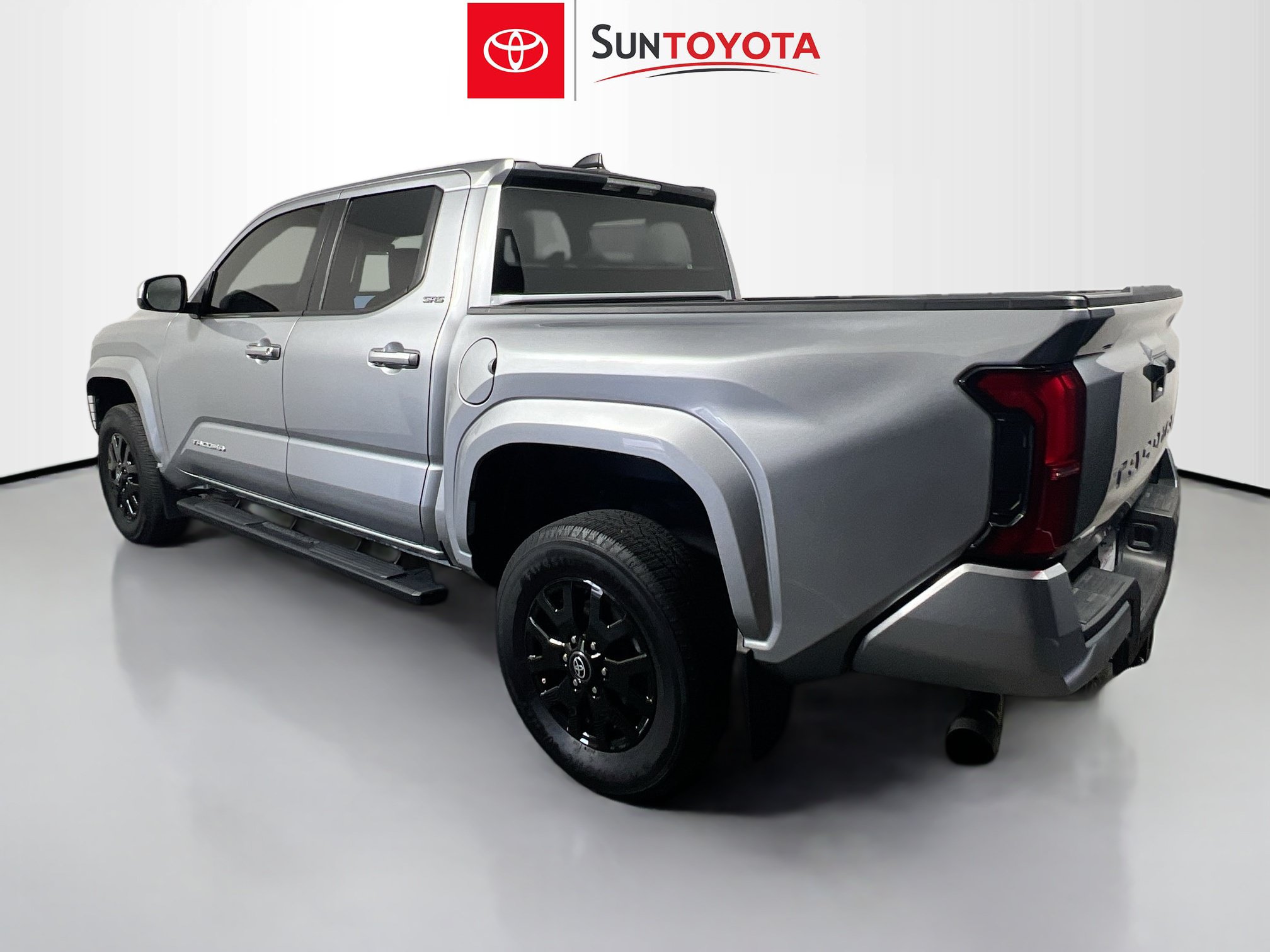 Used 2024 Toyota Tacoma SR5 RWD image 6