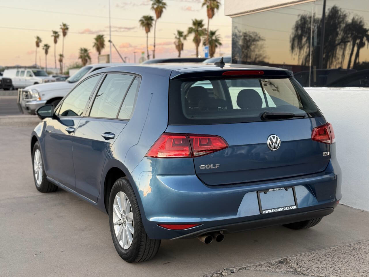 Used 2016 Volkswagen Golf SE image 6