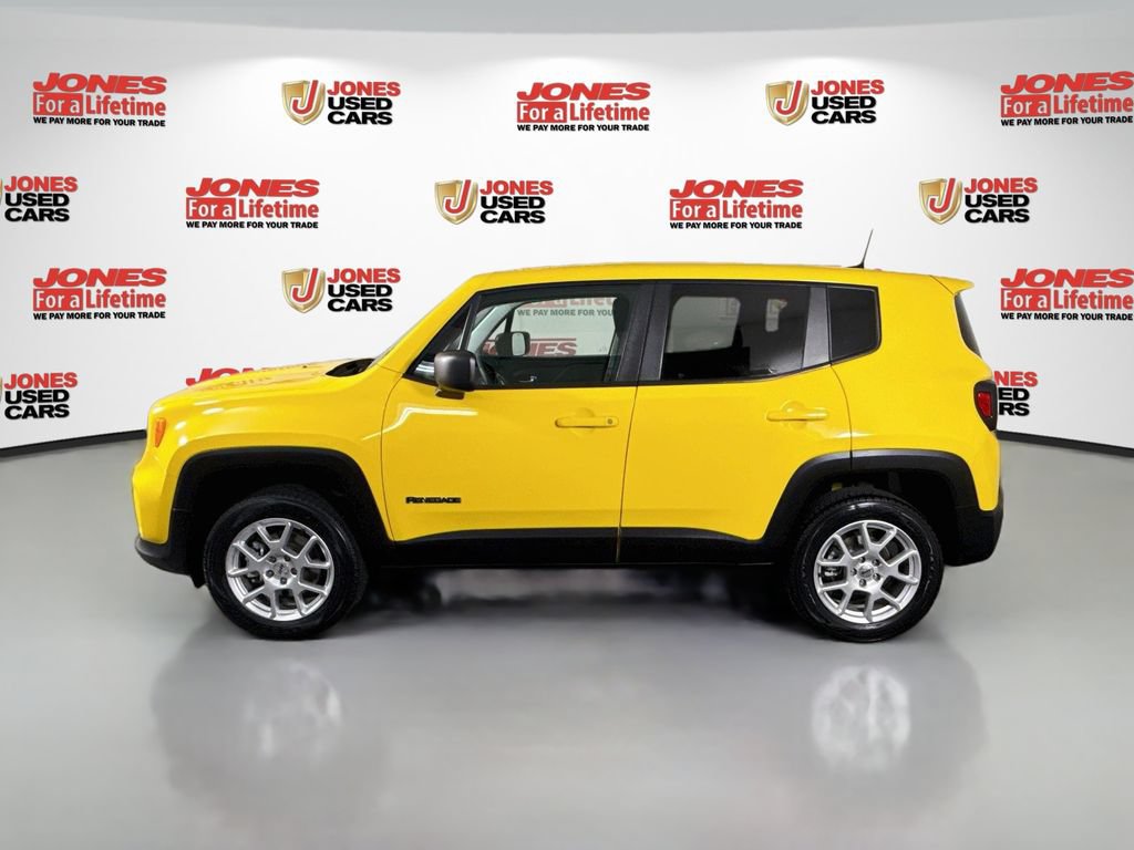 Used 2023 Jeep Renegade Latitude AWD/4WD image 14