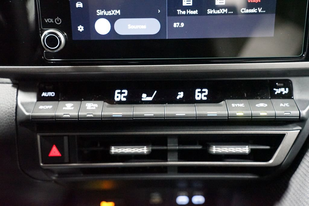 New 2026 Toyota Camry SE FWD image 21