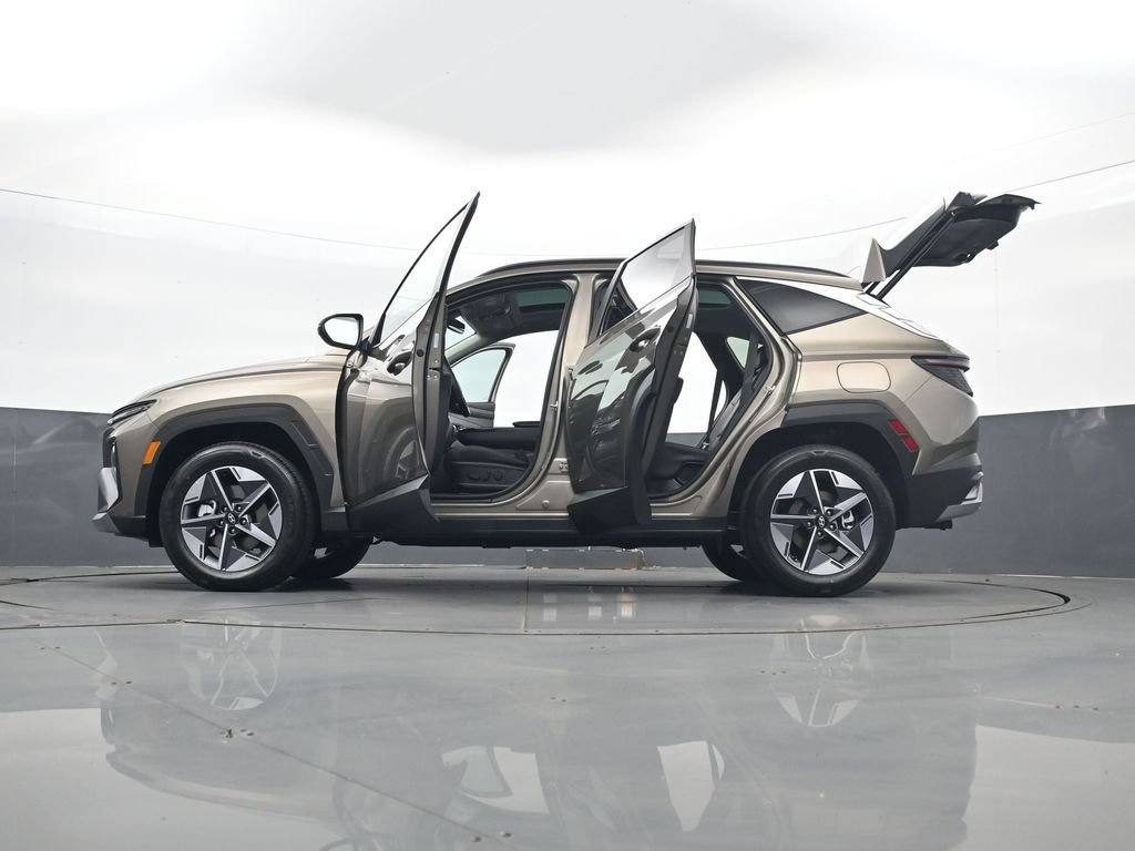 Certified 2025 Hyundai Tucson SEL w/ Tow & Go Package AWD/4WD image 35
