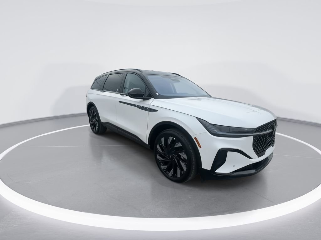 New 2026 Lincoln Nautilus Reserve w/ Jet Appearance Package image 2