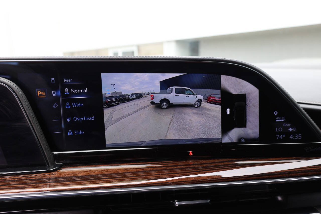 Used 2023 Cadillac Escalade ESV Premium Luxury AWD/4WD image 23