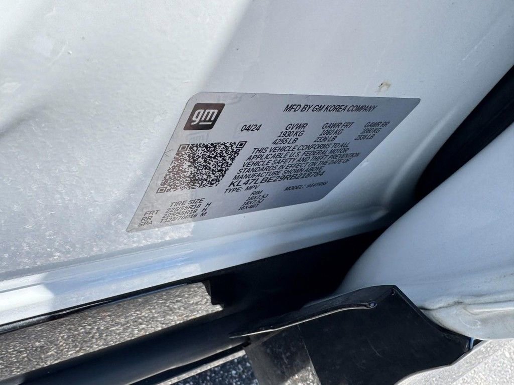 Used 2024 Buick Envista Sport Touring w/ Convenience I Package FWD image 23