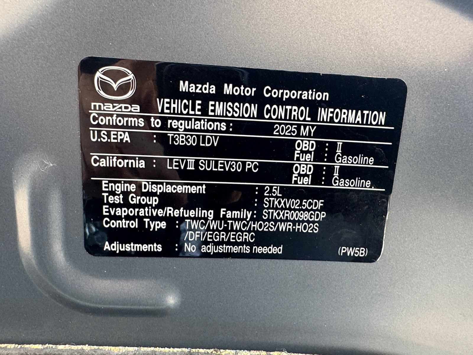 Used 2025 MAZDA MAZDA3 s AWD/4WD image 23