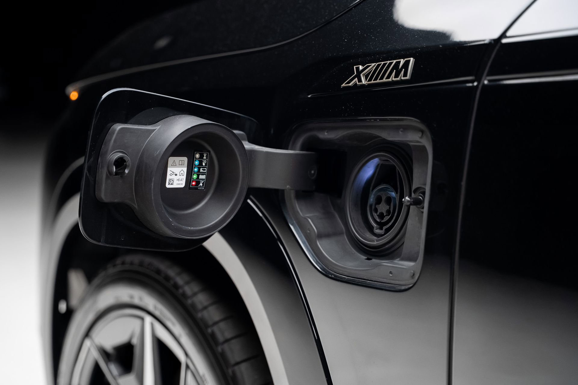 Used 2023 BMW XM w/ M Driver's Package image 25