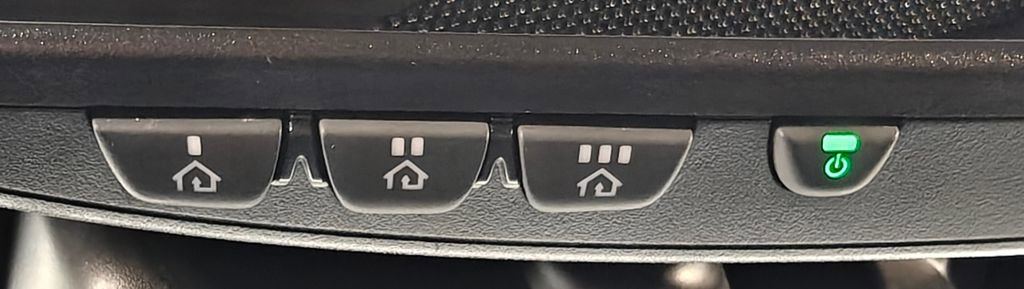 Used 2024 Subaru Crosstrek 2.0i Premium image 11