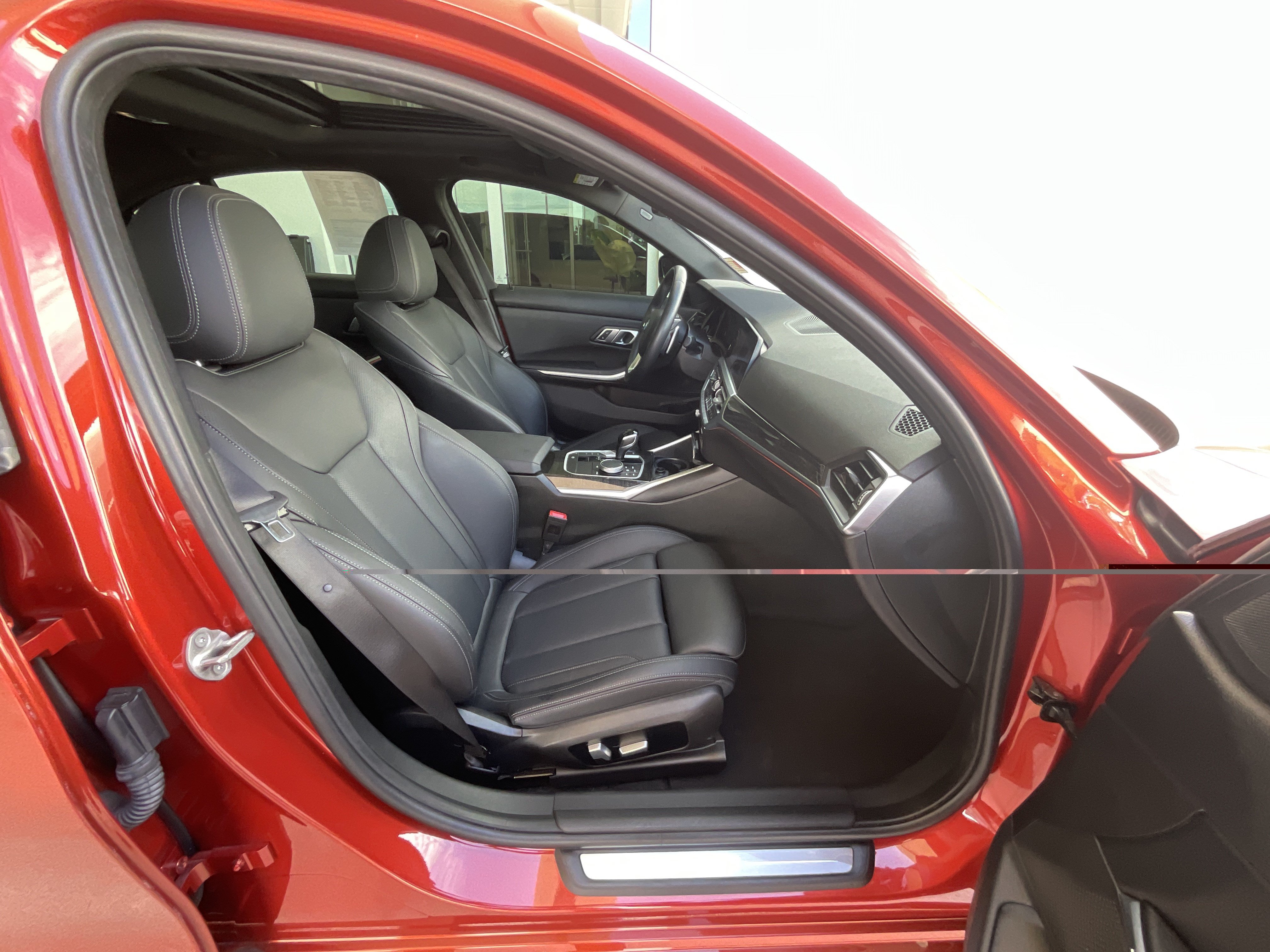 Used 2022 BMW 330i Sedan w/ Premium Package RWD image 22
