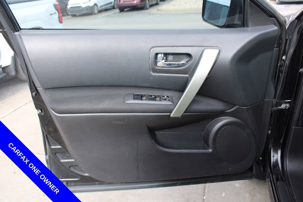 Used 2015 Nissan Rogue S w/ Convenience Package image 17