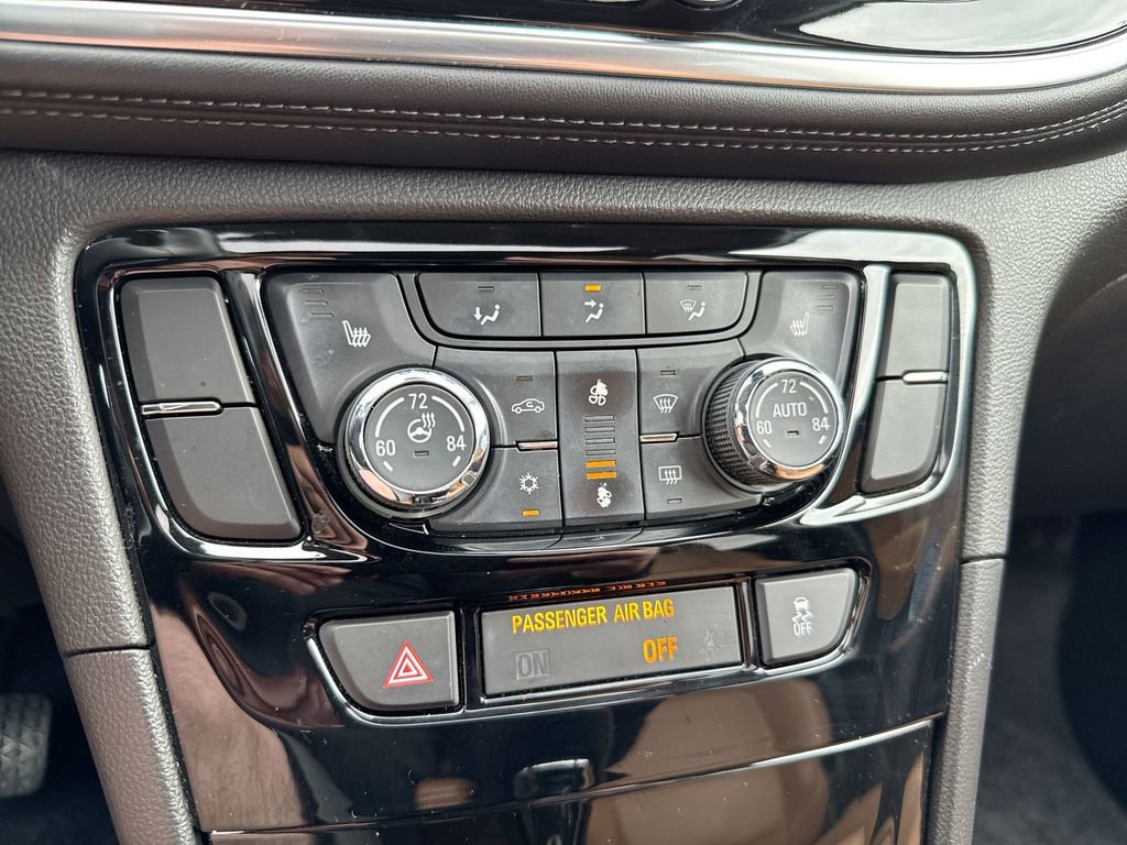 Used 2018 Buick Encore Essence w/ Experience Buick Package AWD/4WD image 17