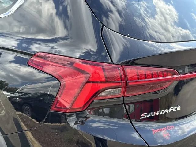 Used 2022 Hyundai Santa Fe SEL w/ Convenience + Premium Package AWD/4WD image 11