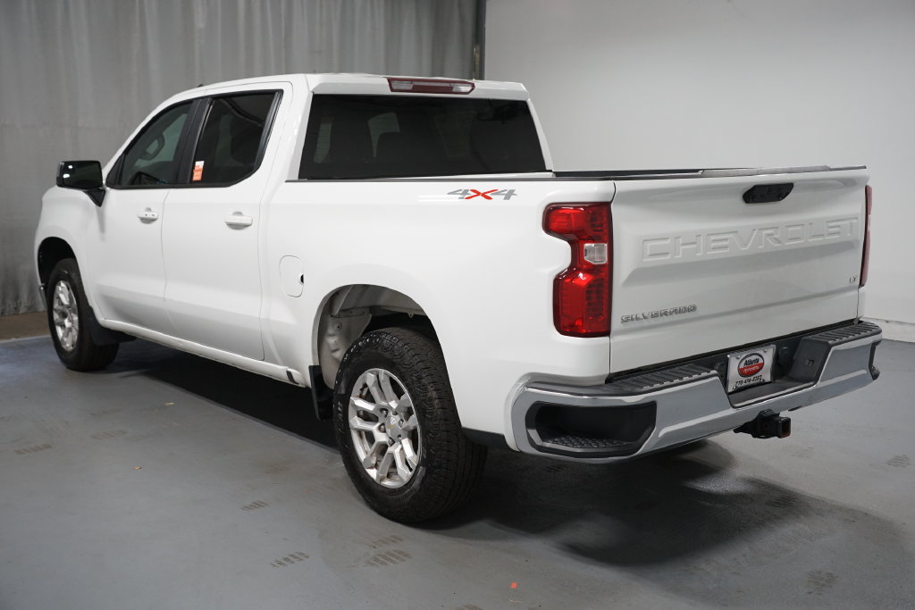 Used 2023 Chevrolet Silverado 1500 LT AWD/4WD image 6