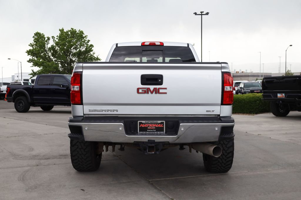 Used 2018 GMC Sierra 2500 SLT w/ Suspension Package, Off-Road AWD/4WD image 5