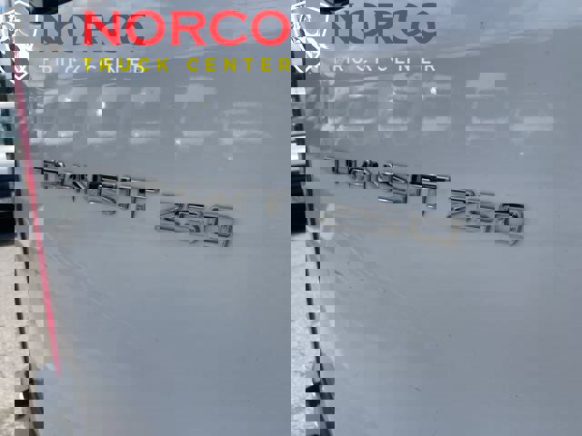 Used 2020 Ford Transit 250 148 High Roof Extended image 17