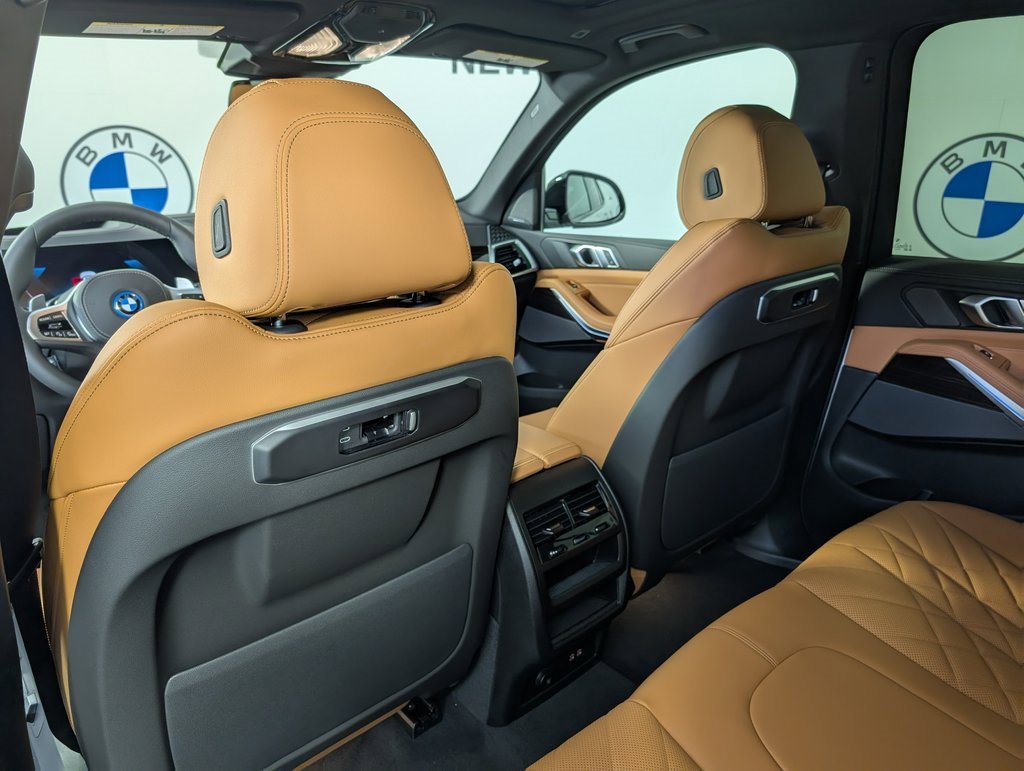 New 2026 BMW X5 xDrive50e w/ M Sport Package image 14