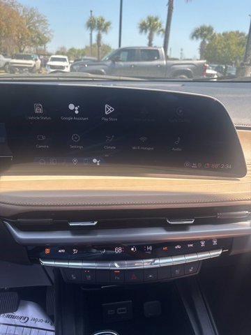 Certified 2025 Cadillac XT4 Premium Luxury image 22