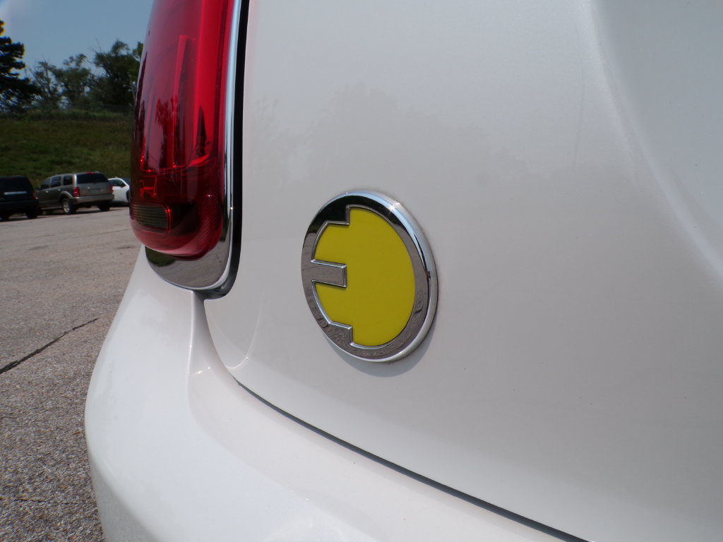 Used 2024 MINI Cooper SE FWD image 16