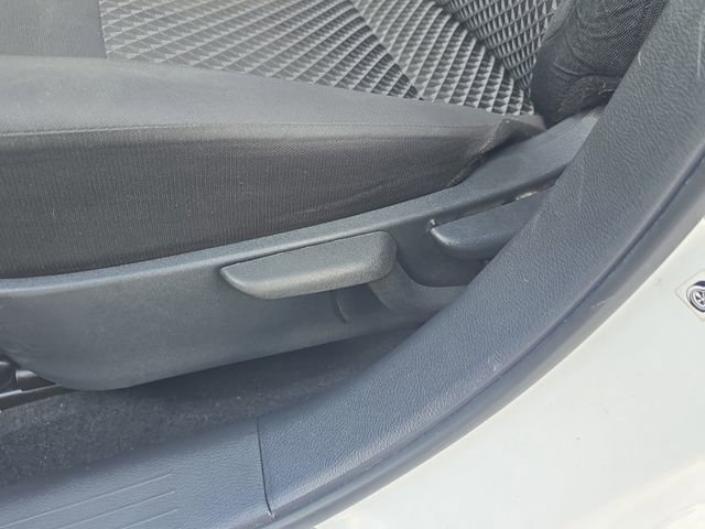 Used 2021 Nissan Versa S FWD image 20