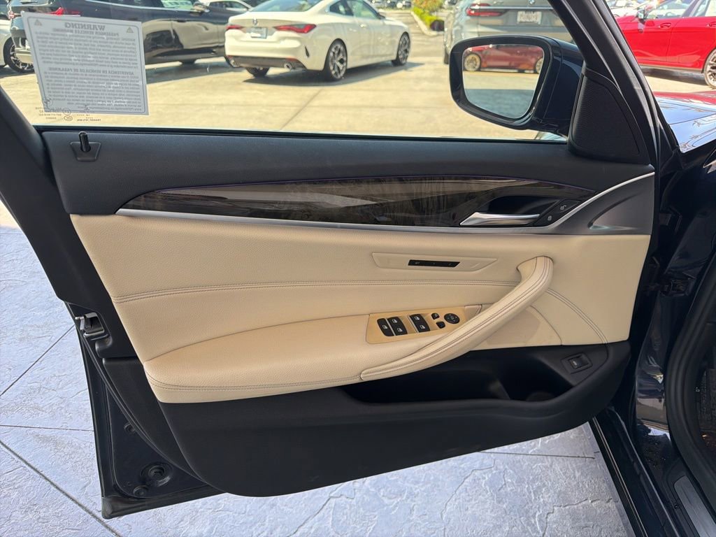 Used 2019 BMW 540i w/ Convenience Package RWD image 7