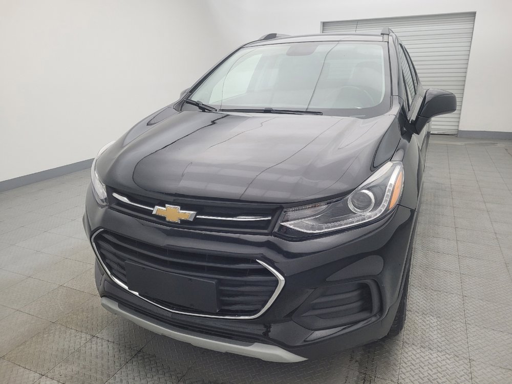 Used 2021 Chevrolet Trax LT w/ LT Convenience Package image 15
