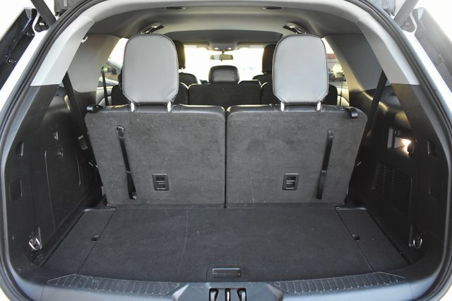 Used 2022 Ford Explorer XLT w/ Equipment Group 202A image 37