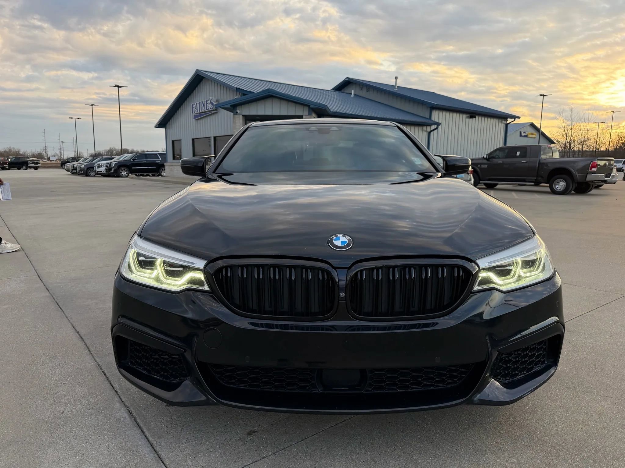 Used 2018 BMW M550i xDrive M550i xDrive Sedan 4D w/ Driving Assistance Package image 28