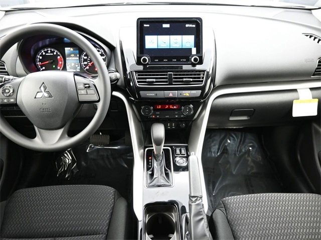 New 2026 Mitsubishi Eclipse Cross LE image 16