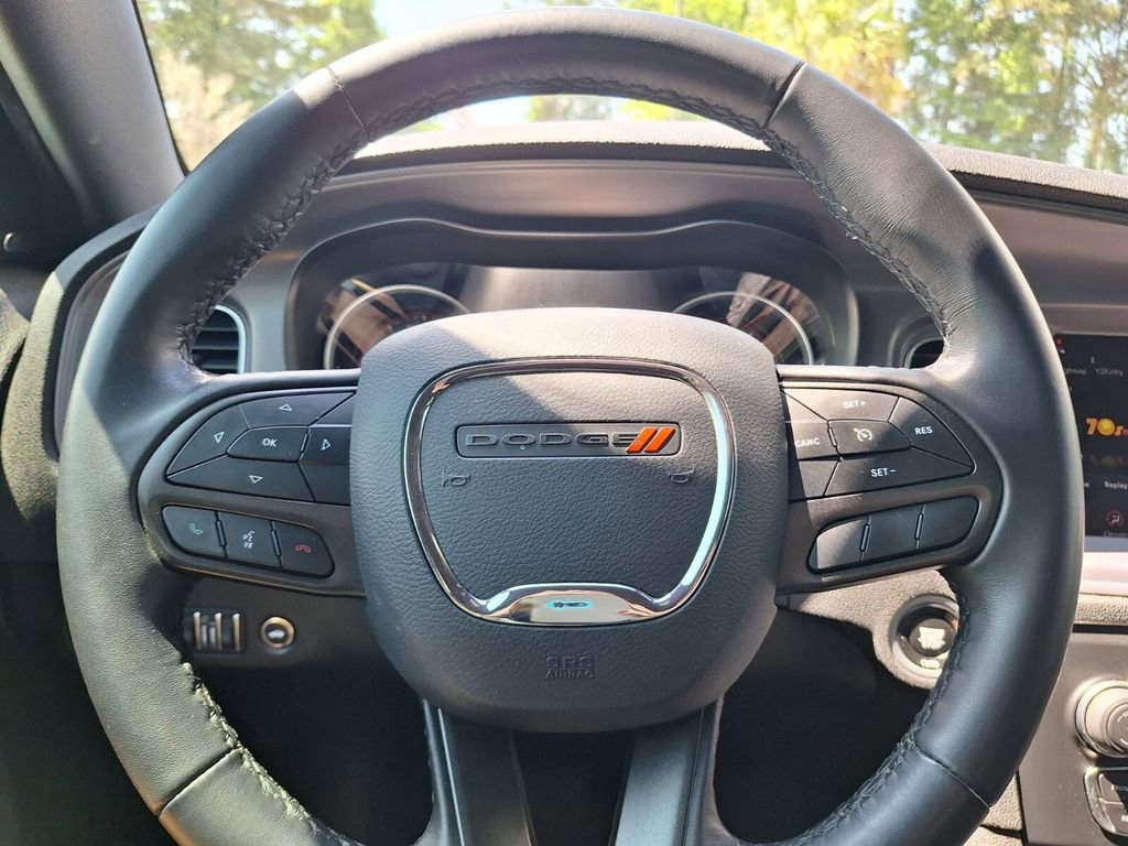 Used 2023 Dodge Charger SXT RWD image 16