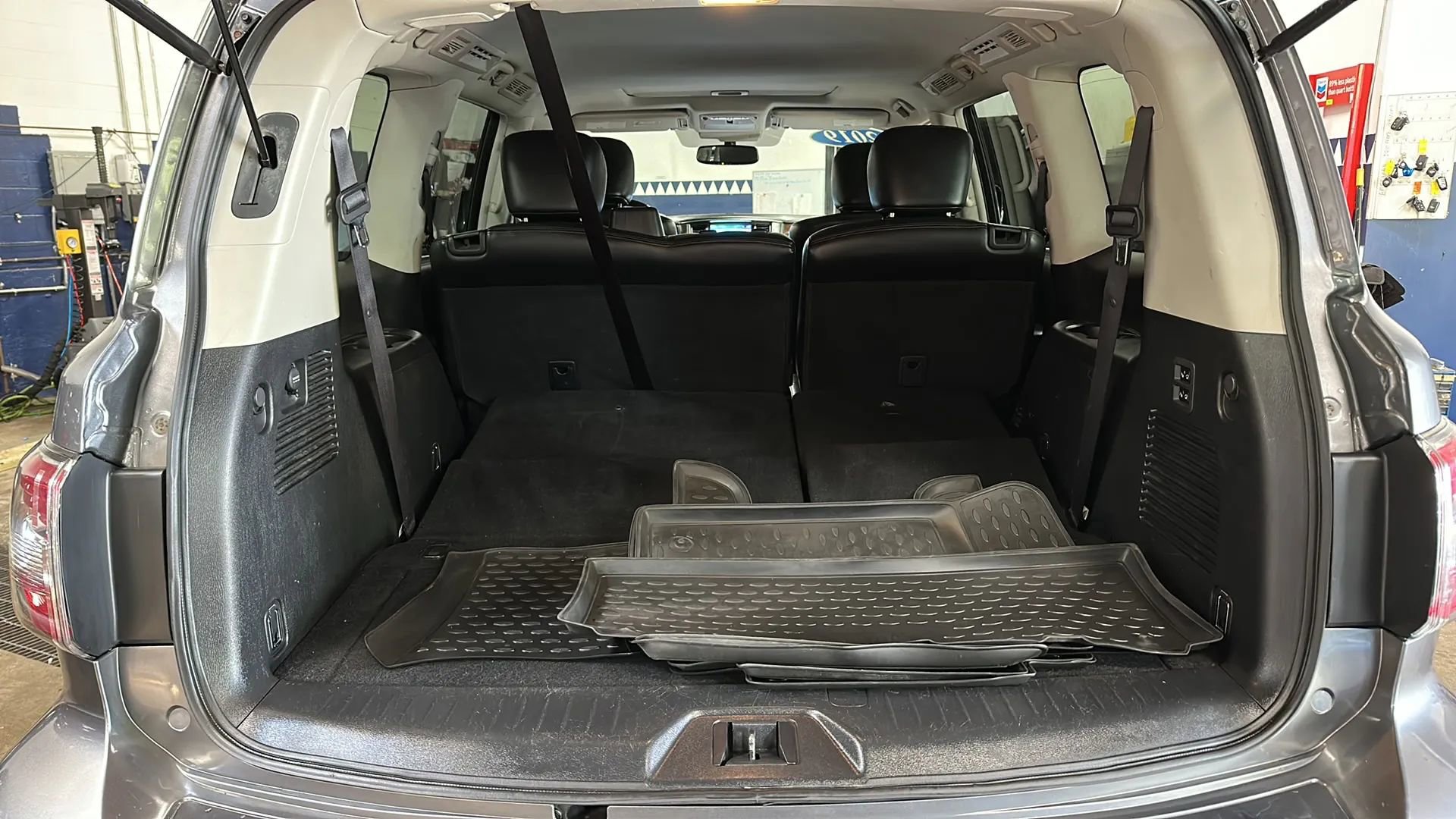 Used 2019 Nissan Armada SL w/ Premium Package image 19