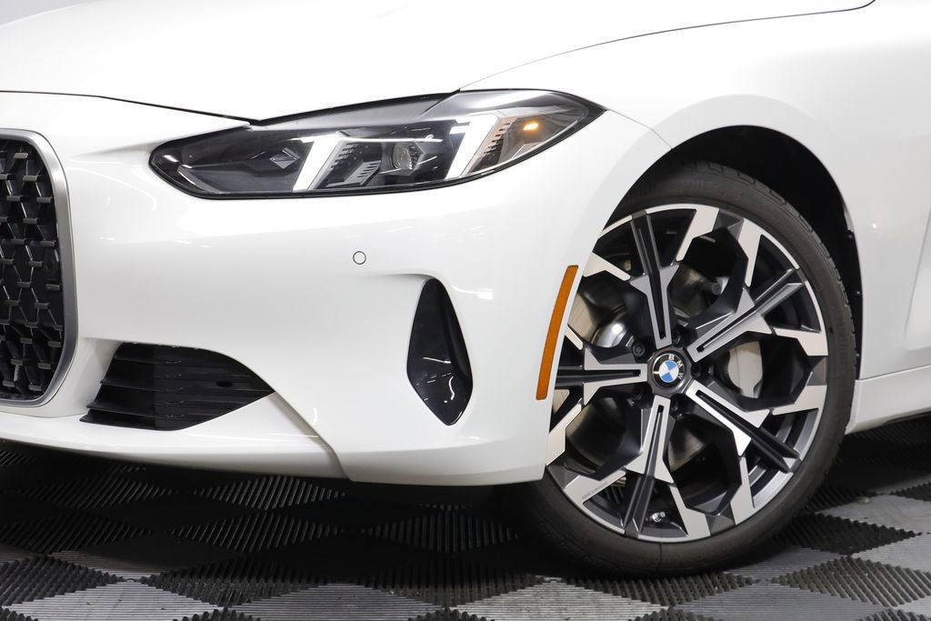 Certified 2025 BMW 430i xDrive Coupe w/ Convenience Package image 3